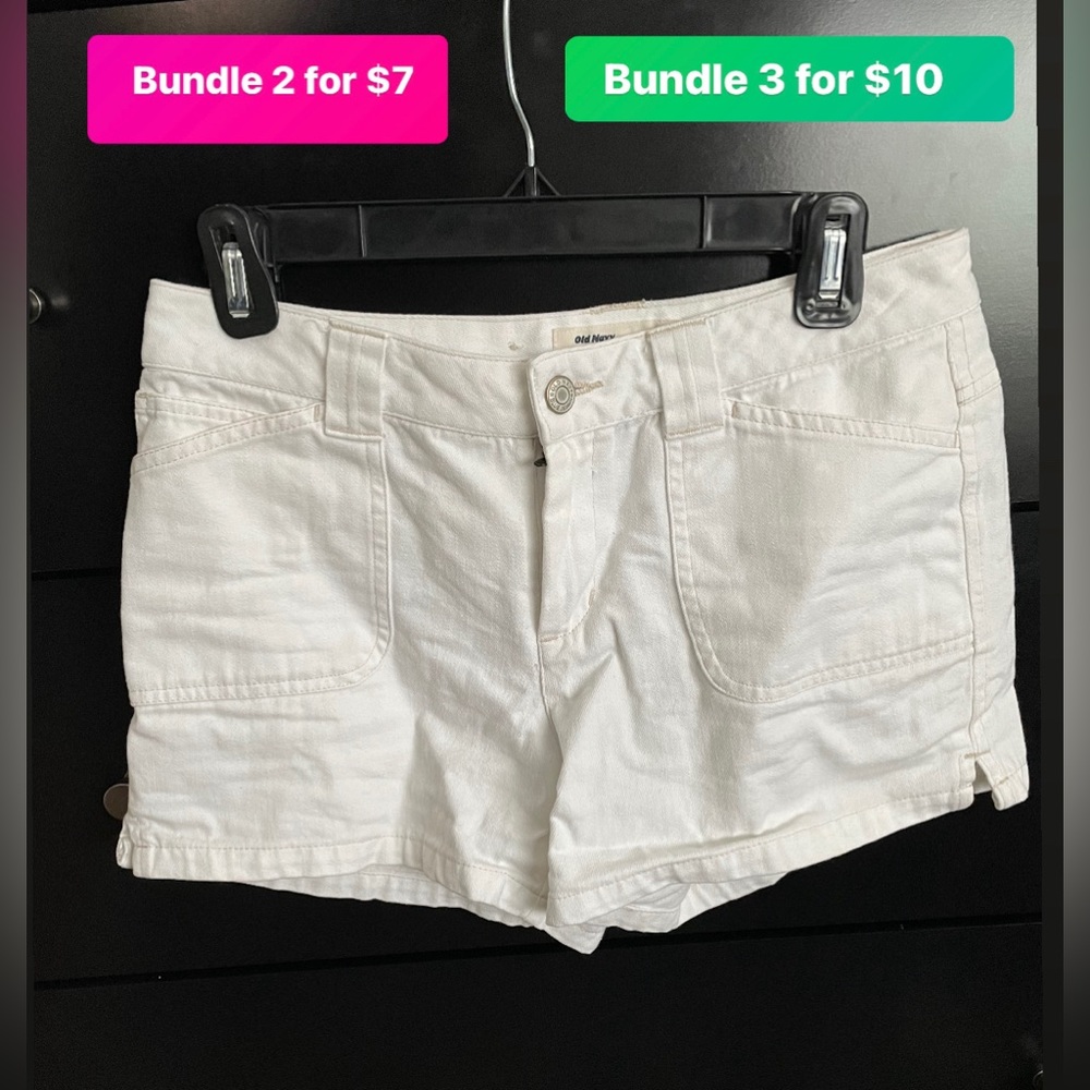 White Old Navy Demin Shorts
